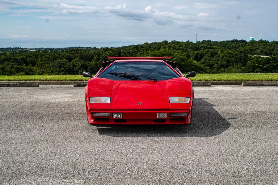  Lamborghini Countach LP5000 S Quattrovalvole 1988 года  (фото 6 из 146)